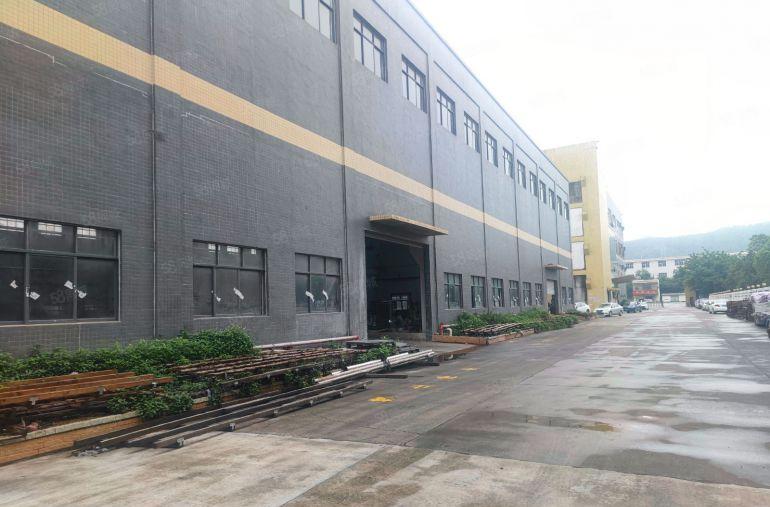 四角楼泰美独厂房出租院钢构1w平滴水15米带牛角位可分租