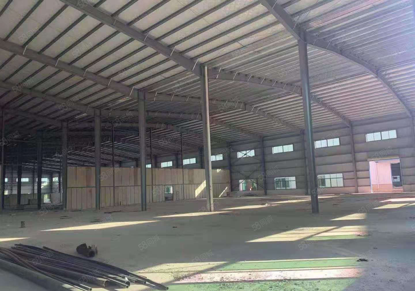 三栋数码园 单一层独院8000平方钢构厂房出租  大小可分租