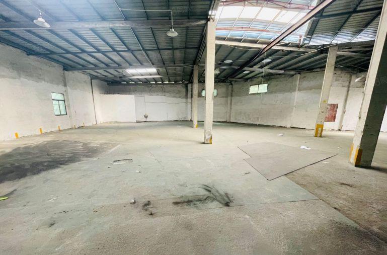 水口900平方厂房仓库出租，可以进拖头，高5米