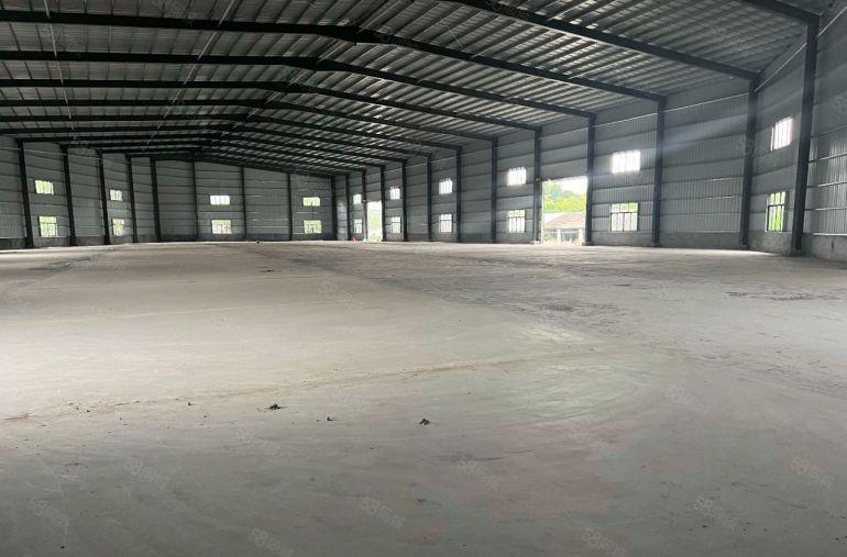 小金口四角楼靠山边独门独院厂房，厂房1500平方空地免费