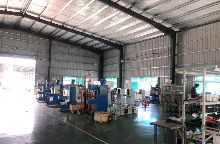 原房东厂房出租单一层1000平方，证件齐全，马安的中心位置！