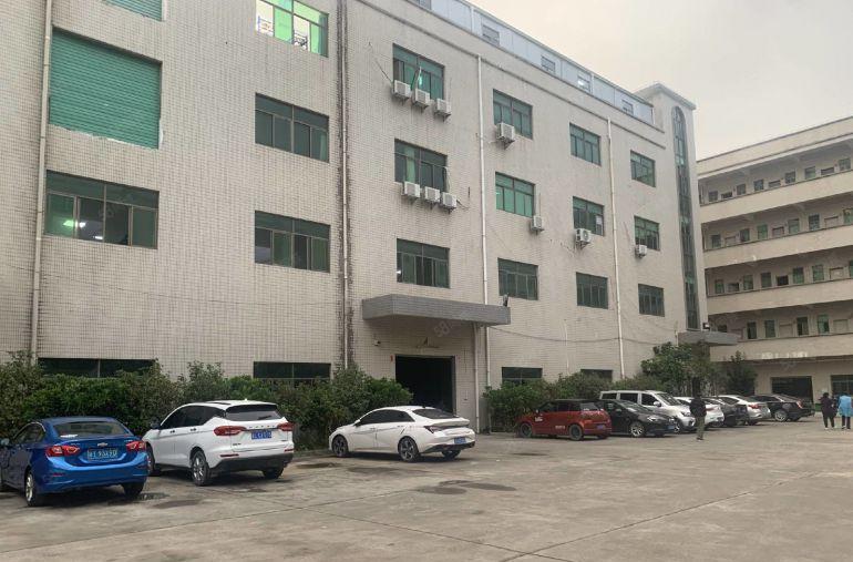 ~~~~2楼3楼单层厂房1250平，新地坪漆，实际面积~~~