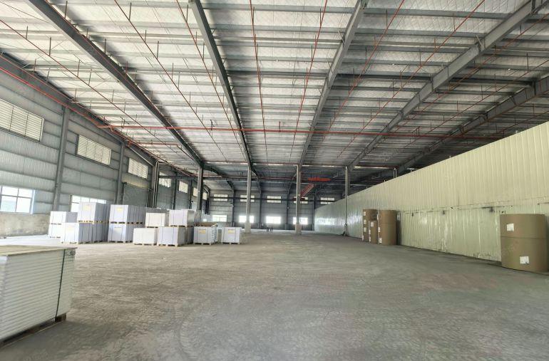 水口靓2300平钢构厂房，1000平起租，带超大硬化空地