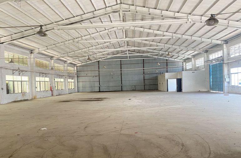 急租小金口新出原房东小独院，适合五金钣金冲压抽粒仓库注塑模等