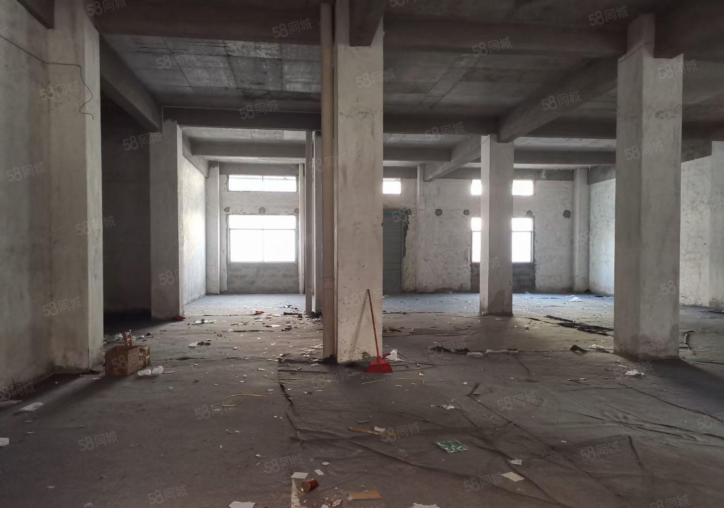 三栋数码园  一楼1000平厂房仓库出租 租金16元