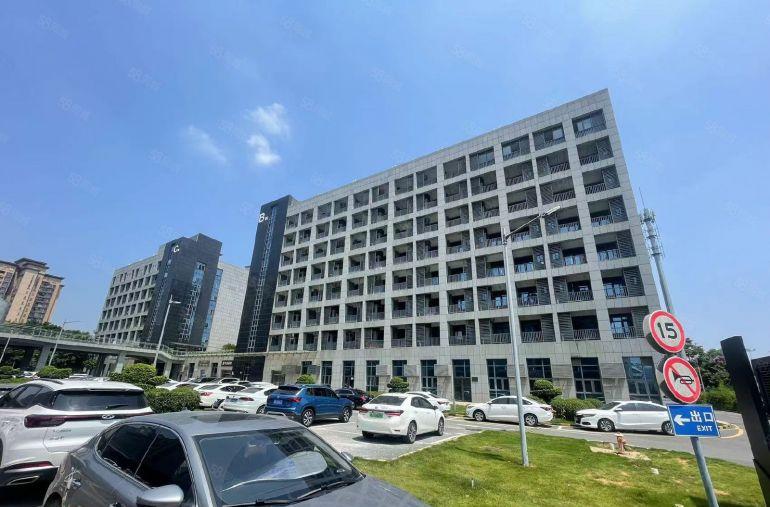 4块一平方水口高新园区楼上整层2000平方精装修厂房出租