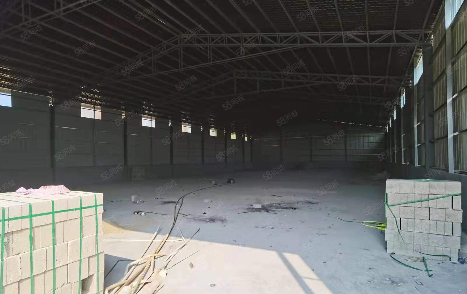 马安镇 独院全新1000平方钢构厂房仓库出租 租金14元