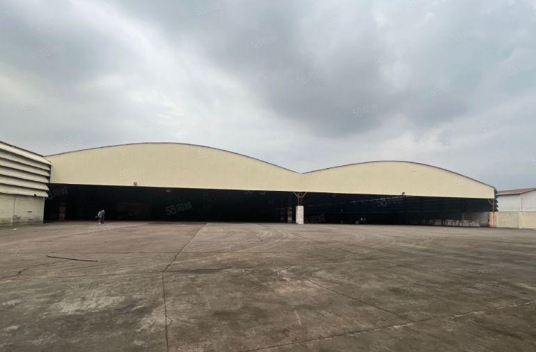 三栋原房东独院厂房，厂房三千平方空地5000平方租金15