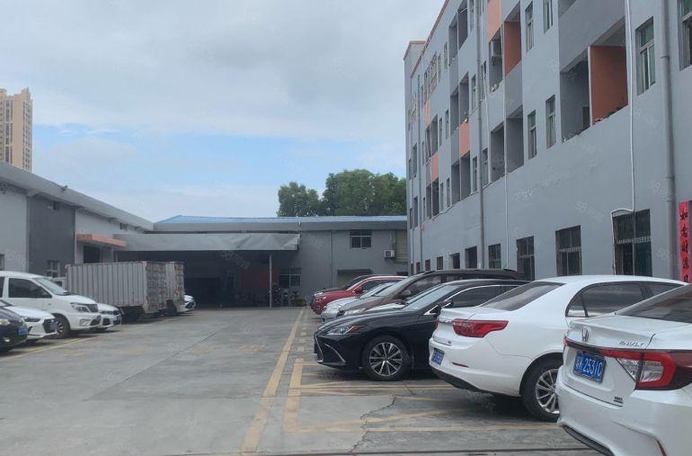 惠城水口楼上800红本平厂房仓库车位出租可分租