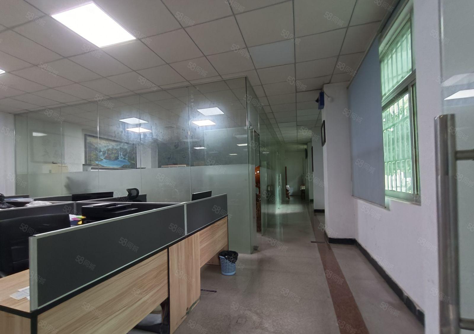 带装修！现成办公室！水口新出标准一楼1000平方水电齐全！！