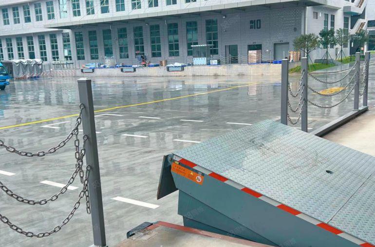 水口一楼厂房3200平方，二楼3200平方可分租，8元