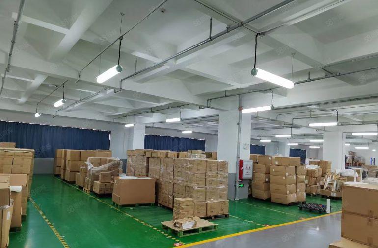 水口精装修电梯厂房三楼2000平方可分租600平方