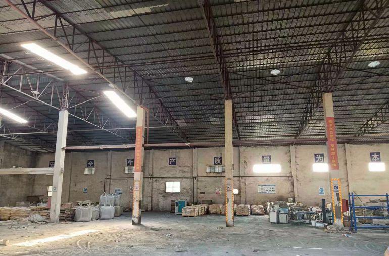 原房东厂房实际面积出租3080平方，周围无居民适合各行各业！