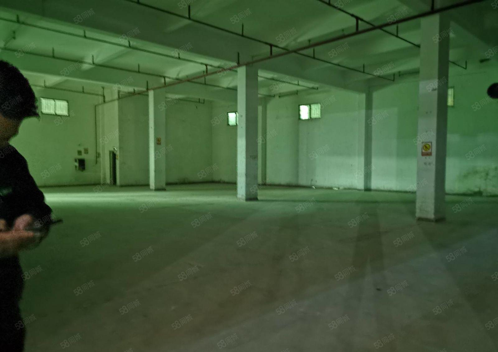 急租大湖溪一楼1700平，非常好招工，证件齐全