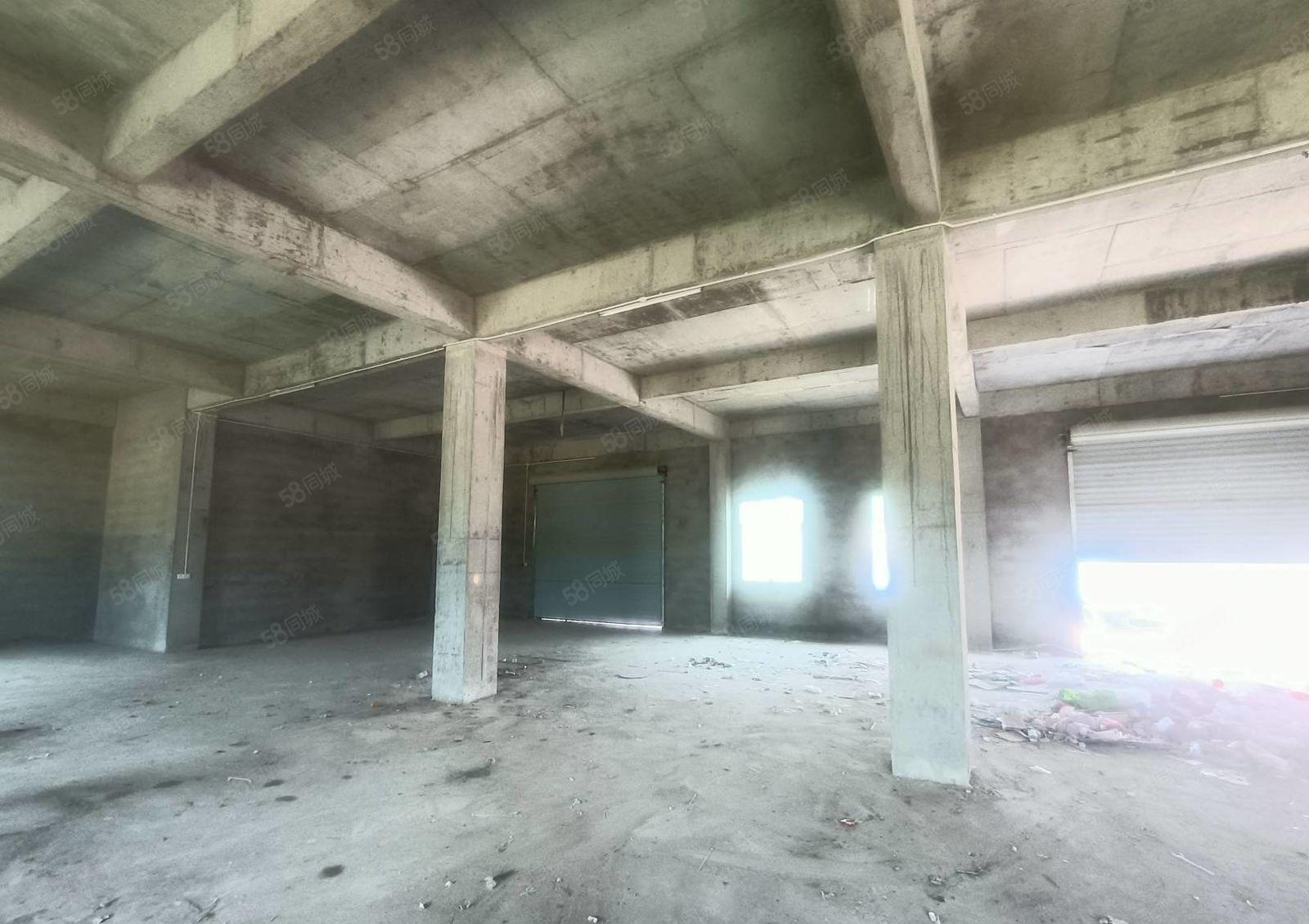 10元江北望江两层楼房1400平方出租，一楼面积800平方