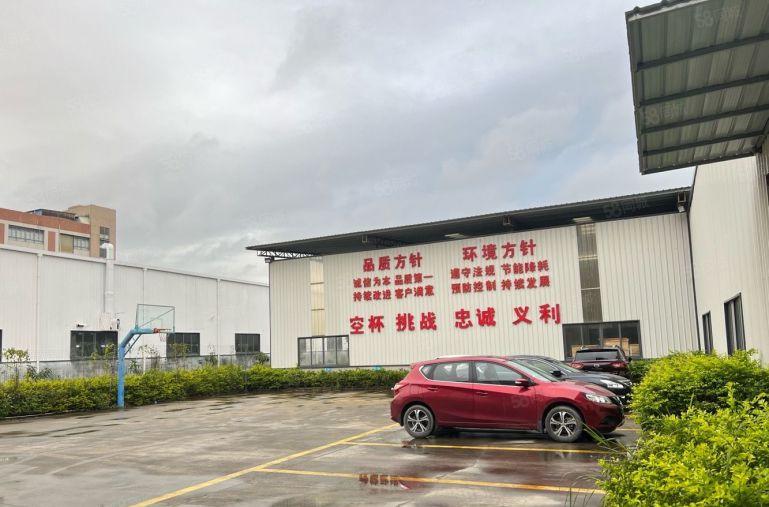 年前特价厂房！仓库出租免租期三个月起大小可分空地很大