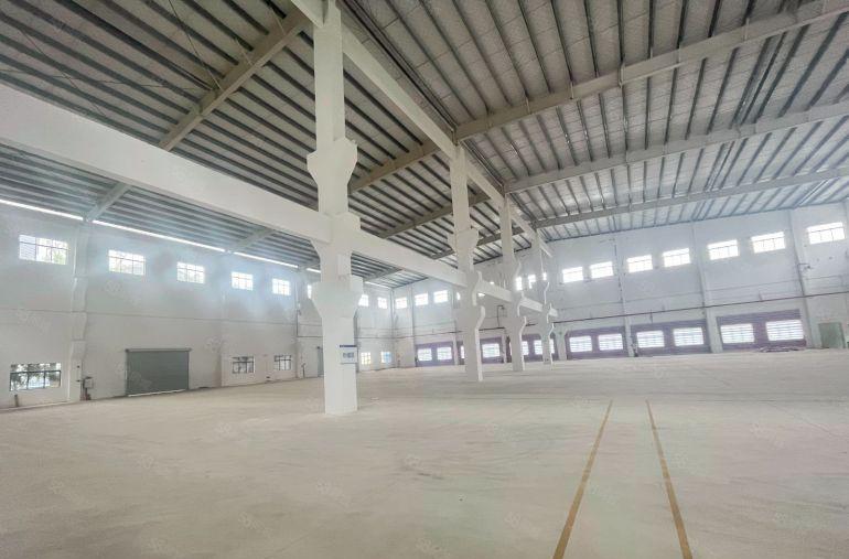 重工业全新砖墙到顶单一层厂房出租