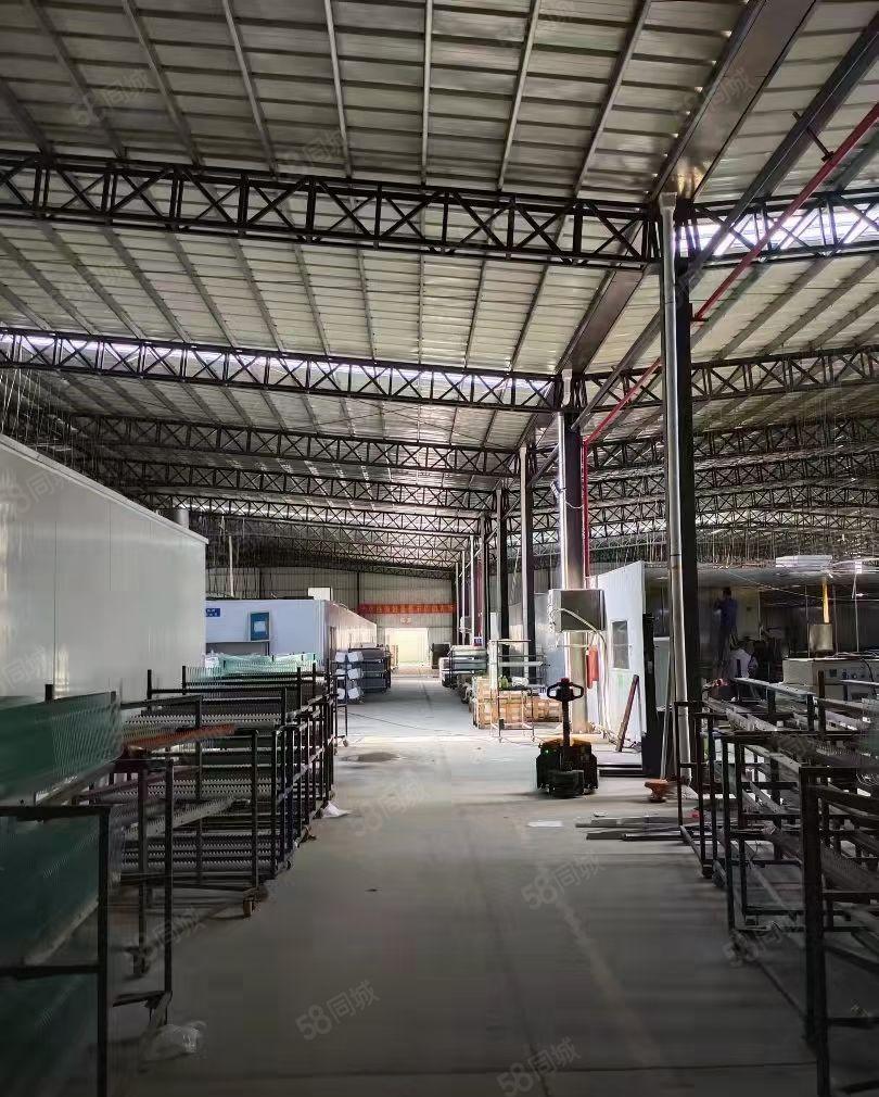 三栋市场附近单一层7000平方钢构厂房招租可分租