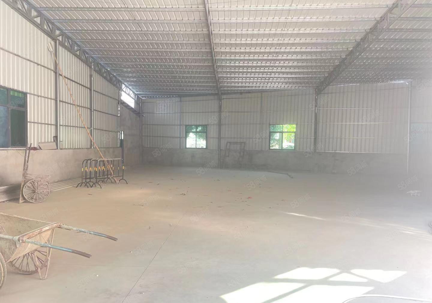 小金口新出钢构420平原房东大货车进出方便