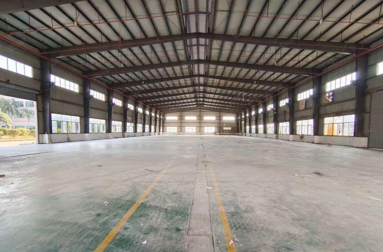 惠城带卸货平台标准物流仓库2700平出租 靠高速出口交通便利