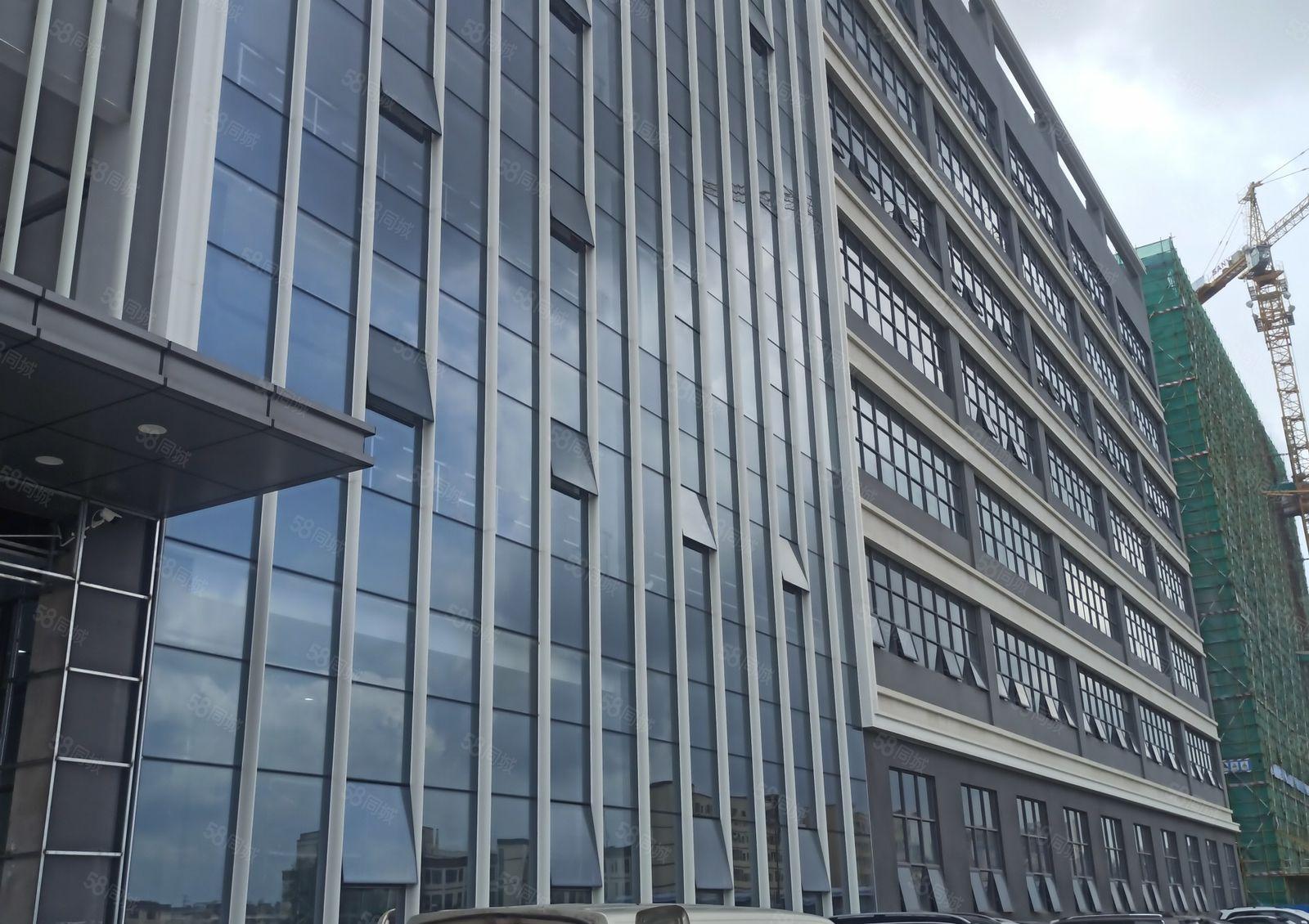 按实际面积]厂房单层面积6600平方可租1至2楼半层 带装修