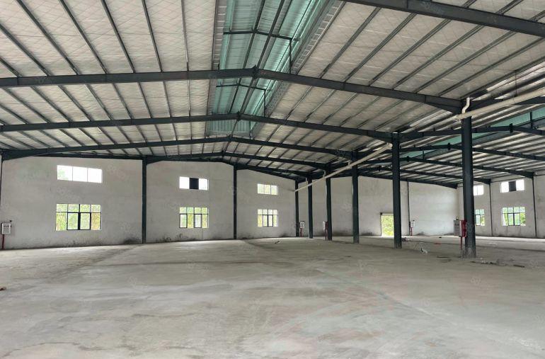 小金口新原房东独院钢构3000平 空地大好进大车 无行业限制