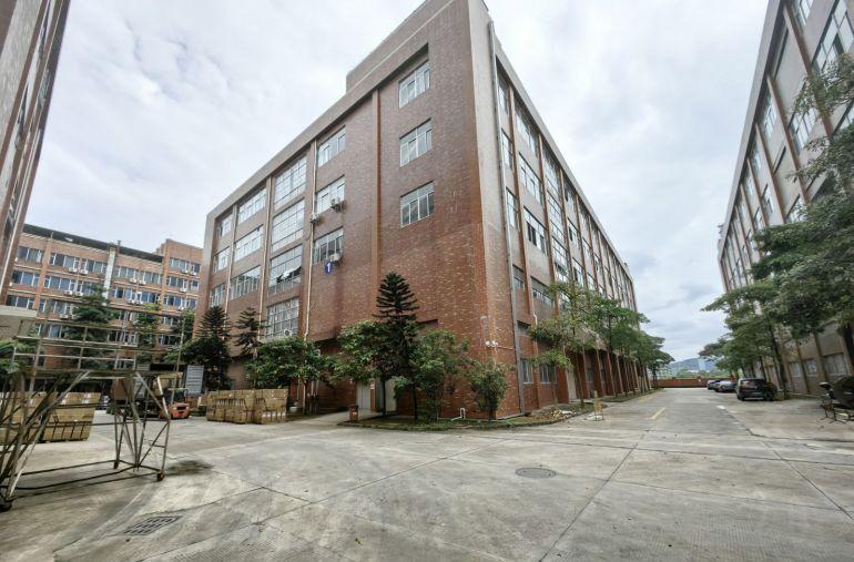 小金口8元厂房出租，独栋4层6000平，货梯5吨2部