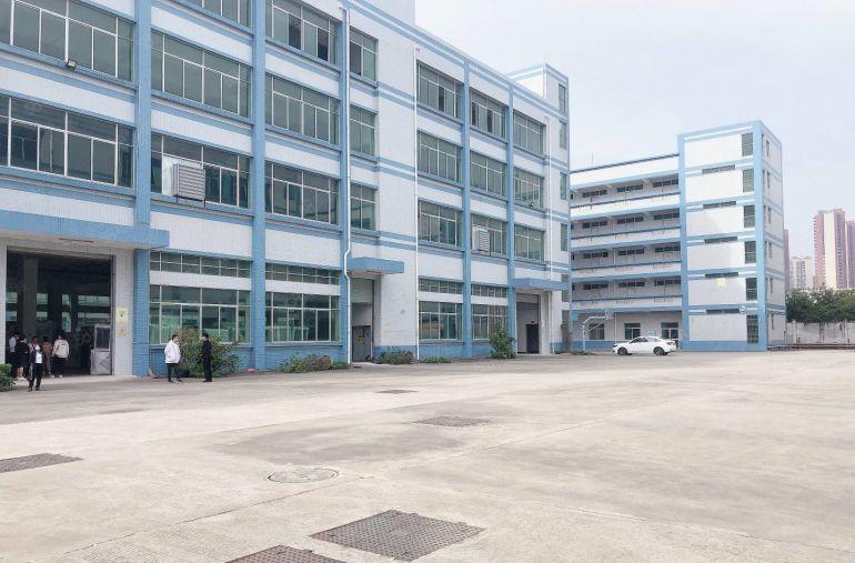 东江工业区一楼标准厂房1000平低价出租 好进大车
