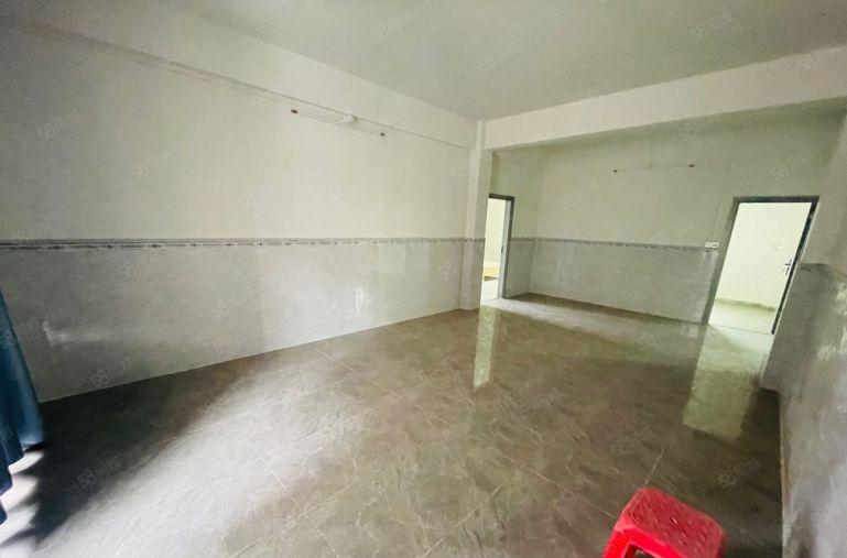 水口400平方独院厂房出租，有三相电，适合小加工