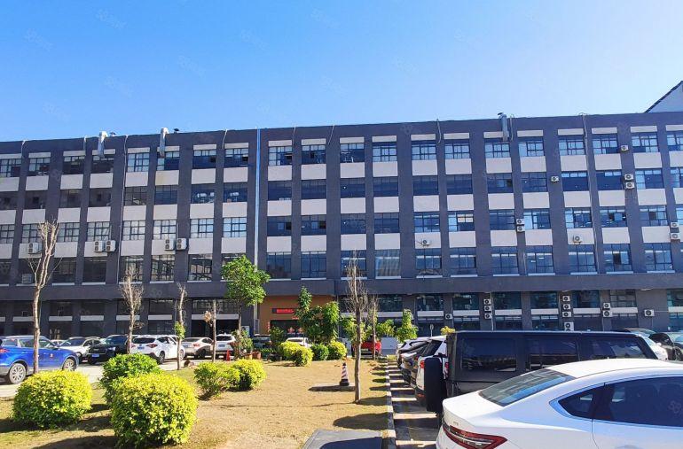 8块，惠阳镇隆原房东2000平厂房仓库出租，实际面积形象靓