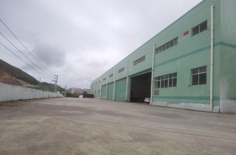 惠阳三和街道原房东独门独院钢结构滴水10米12000平方出租