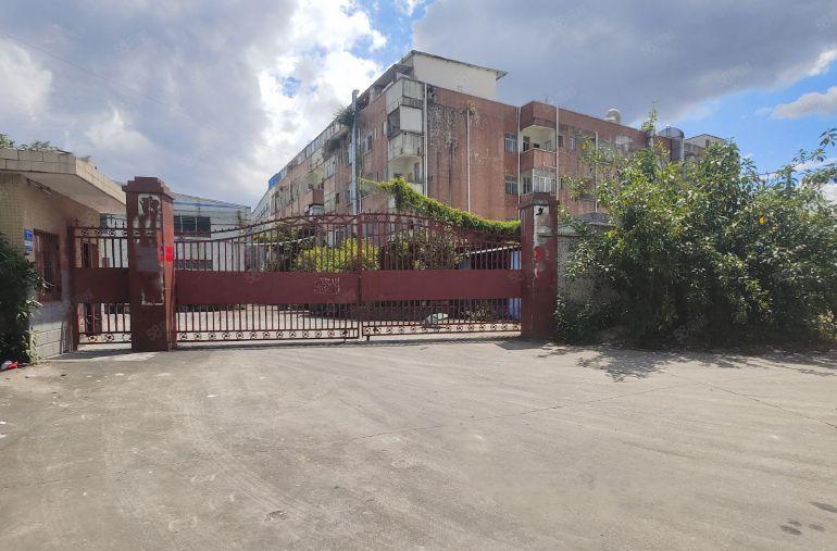 送2000平空地  长布4200平钢构厂房出租