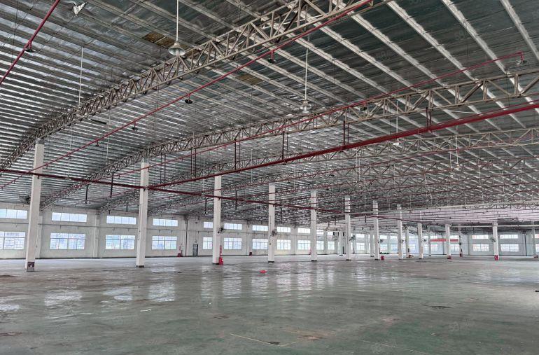 5000平独院钢构空地2000平7米高镇隆原房东厂房低价出租