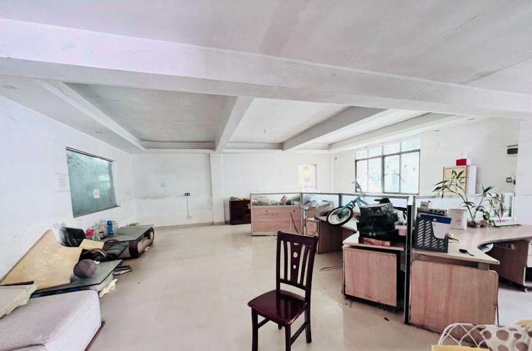 12块在秋长白石秋宝路旁租个9300平钢构独院滴水7米有喷淋