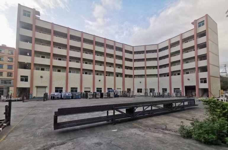 独门独院单一层滴水10米高钢构厂房招租带行车双证齐全 龙门架