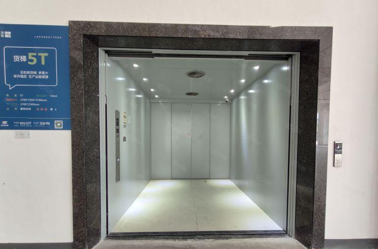 8块！惠阳三和30000平方全新独院红本厂房出租可做污染行业