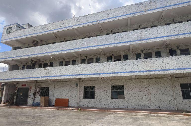 送2000平空地  长布4200平钢构厂房出租