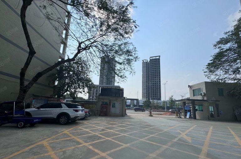 9元新出！秋长1000平厂房仓库出租带现成的办公室装修带水电