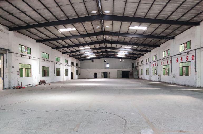 惠阳区秋长新空出滴水8钢构厂房面积3400平米低价出租