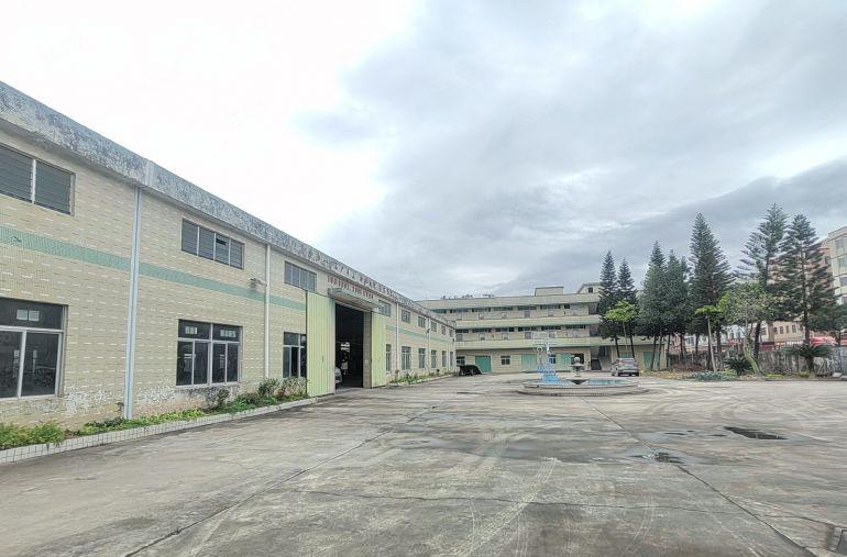 新圩工业园独门独院厂房出租5600平钢结构厂房空地大独院仓库