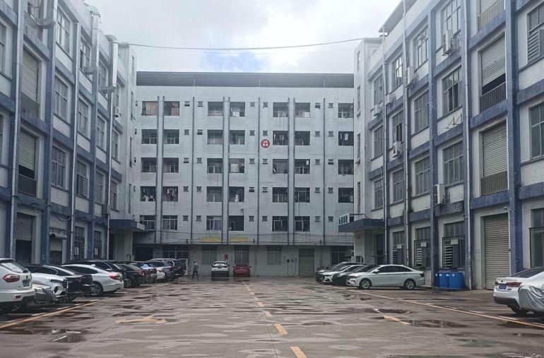 惠阳新圩塘下205国道边红本标准厂房一楼2100平