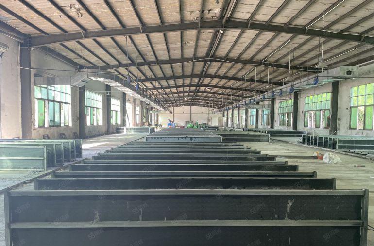 出租秋长独门独院钢结构厂房3000平低价出租带现成办公室。