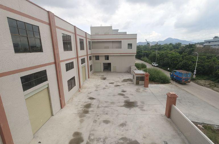 新圩原房东全新独门独院标准厂房7200平