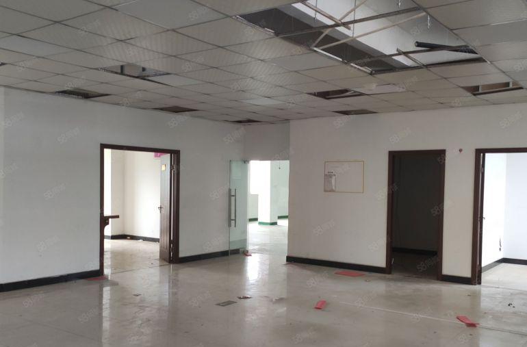 10块带装修！秋长新塘4400平独栋标准厂房仓库出租，可分租