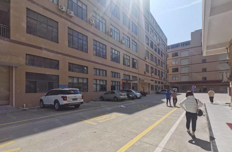 3个月免租期租金8元镇隆工业园楼上3500平850起分租