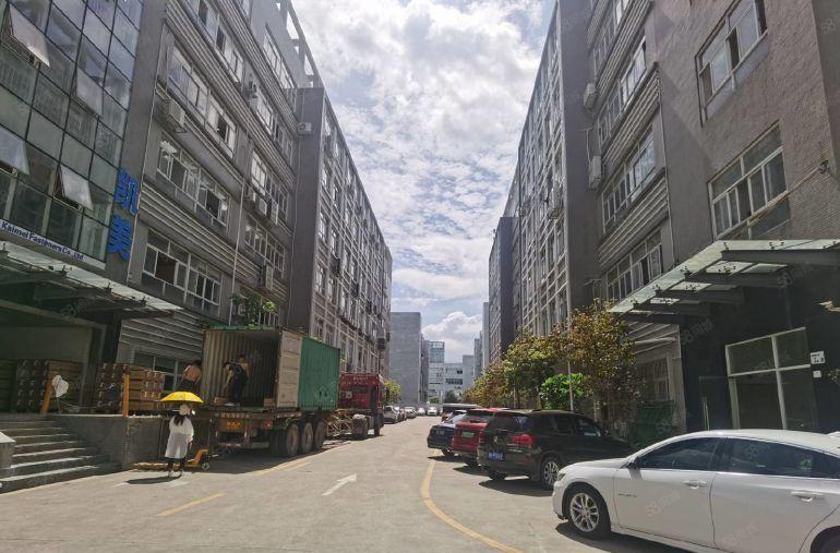 武深高速口约场大型工业园区2000平米一层带装修办公室出租