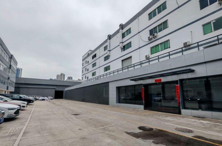 秋长原房东独院钢构厂房出租3500平带喷油喷漆环评空地大进车