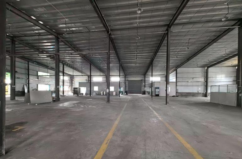 带现成行车惠阳新圩独门独院滴水8米2400平方钢结构厂房出租