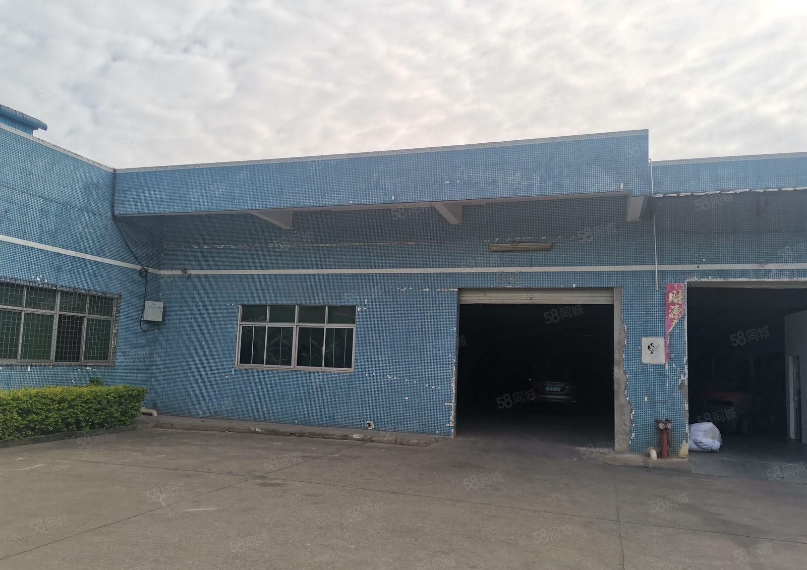 新圩滴水七米钢构2050平米出租，空地大带牛角交通便利形象好