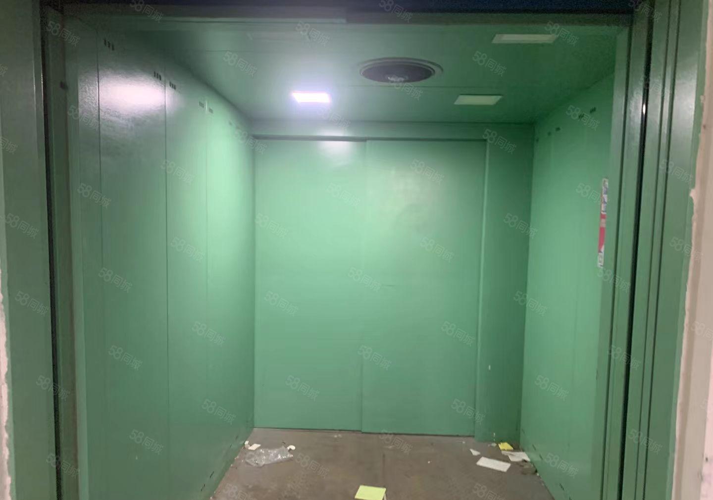 现成地坪漆办公室厂房出租